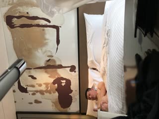 老婆周日加班和她的闺蜜酒店开房啪啪玩得正爽媳妇来短信了闺蜜想夺过手机看短信内容 老婆周日加班和她的闺蜜酒店开房啪啪玩得正爽媳妇来短信了闺蜜想夺过手机看短信内容