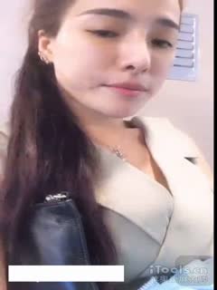 大胆女主播阳光女孩兰轩儿竟在高铁上直播道具插穴,真够拼 大胆女主播阳光女孩兰轩儿竟在高铁上直播道具插穴,真够拼