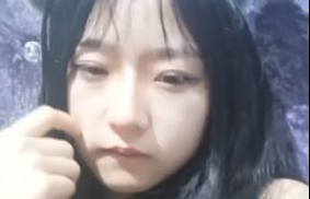 【真人直播】小野貓濕身自慰秀 深夜檔超火辣熱播